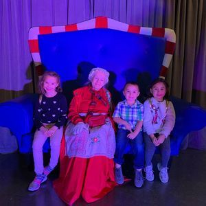 Meet your Posher, Princess